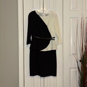 Madison Leigh size 6 belted midi dress beautiful